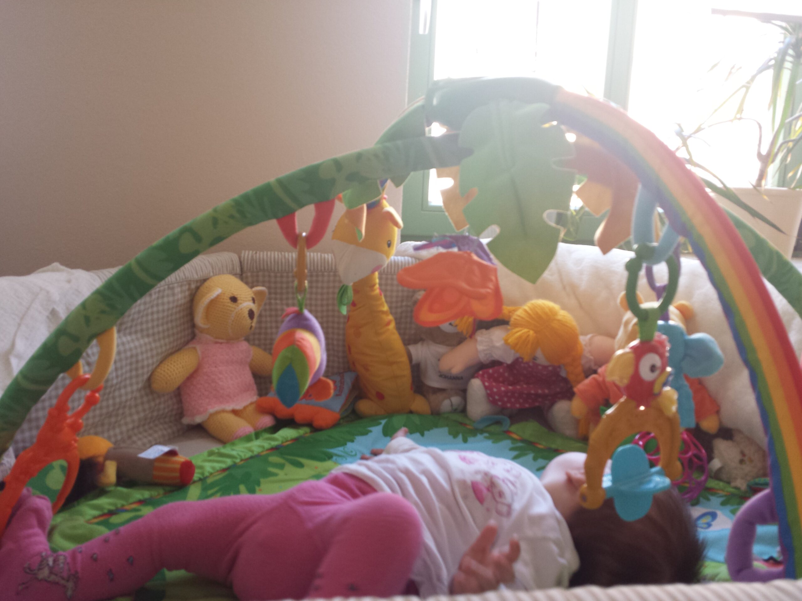 Babyspielzeug für die ersten Monate